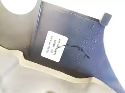 Автозапчастина б/у пластика для audi a4 avant (8e) 2.0 tdi quattro (dpf) посилання на oem iam 8e0953512n  