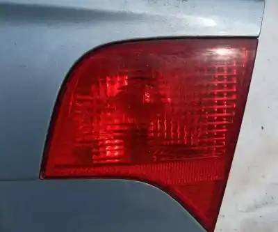Автозапчасти б/у внутренний правый задний фонарь за AUDI A4 AVANT (8E) 2.0 TDI Quattro (DPF) ссылки OEM IAM   