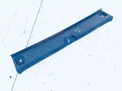 Tweedehands auto-onderdeel plasticen voor toyota corolla (_e12_) 1.4 vvt-i (zze120_) oem iam-referenties 6471602050