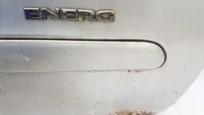 Pezzo di ricambio per auto di seconda mano plastica per opel zafira b 1.9 cdti riferimenti oem iam   