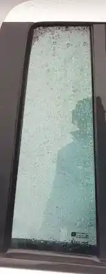 Peça sobressalente para automóvel em segunda mão vidro custódia triangular traseiro direito por opel zafira b 1.9 cdti referências oem iam 