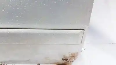 Pezzo di ricambio per auto di seconda mano plastica per opel zafira b 1.9 cdti riferimenti oem iam   