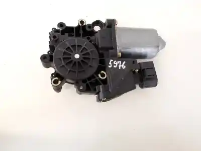 Автозапчасти б/у мотор стекла переднего правого за audi a4 avant (b5) 1.8 ссылки oem iam 114184101