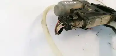 Автозапчастина б/у двигатель заднього правого скла для renault laguna ii (bg0) 1.8 cat посилання на oem iam 8200008330  