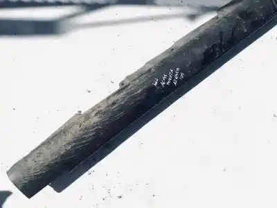 Peça sobressalente para automóvel em segunda mão embaladeira lado esquerdo (corte) por toyota avensis wagon (t25) 2.0 d-4d executive referências oem iam 