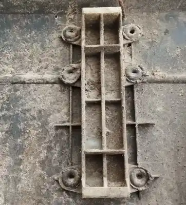 Second-hand car spare part rear bumper reinforcement for audi 80/90 (893) 1.8 oem iam references 