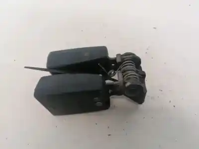 Gebrauchtes Autoersatzteil gürtelhaken hinten rechts zum ford focus c-max (cap) 1.6 tdci cat oem-iam-referenzen 4m51a613k21
