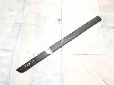 Peça sobressalente para automóvel em segunda mão plásticos por renault scenic ii 1.9 dci diesel referências oem iam 8200136733