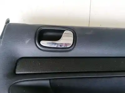 Автозапчастина б/у внутрішня задня права ручка для AUDI A4 AVANT (B5) 1.8 Посилання на OEM IAM   