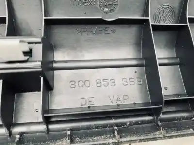 Second-hand car spare part plastics for volkswagen passat variant (3c5) 1.9 tdi oem iam references 3c0853369  