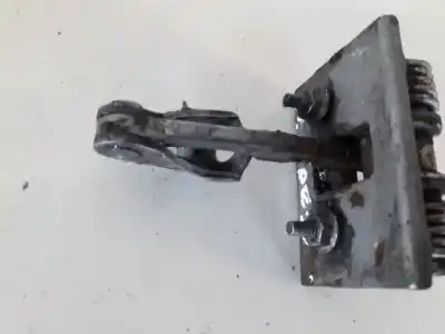 Second-hand car spare part hinge for opel vectra c caravan 1.9 16v cdti cat (z 19 dth / lrd) oem iam references   