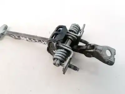 Second-hand car spare part hinge for opel vectra c caravan 1.9 16v cdti cat (z 19 dth / lrd) oem iam references   