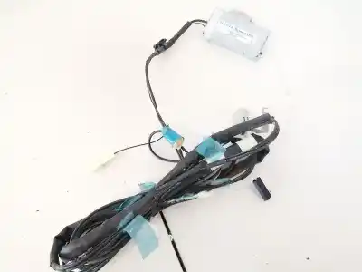 Second-hand car spare part antenna amplifier for toyota avensis 2.0 d-4d oem iam references 8630005200