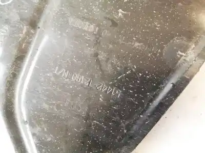 Pezzo di ricambio per auto di seconda mano plastica per toyota corolla (e11) 2.0 d-4d linea sol riferimenti oem iam 5144212180  51442-12180