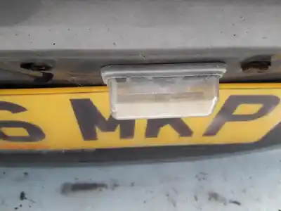 Peça sobressalente para automóvel em segunda mão luz da chapa de matrícula por toyota avensis wagon (t25) 2.0 d-4d executive referências oem iam 