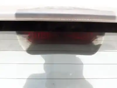 Peça sobressalente para automóvel em segunda mão farolim de travão central por hyundai getz (tb) 1.3 básico referências oem iam 