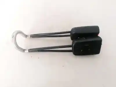 Tweedehands auto-onderdeel riemhaak rechts achter voor volkswagen vento (1h2) 1.9 diesel oem iam-referenties 1h0857739a