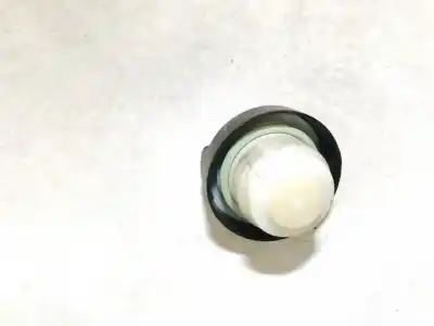 Second-hand car spare part outer fuel cap for opel meriva 1.6 16v oem iam references   