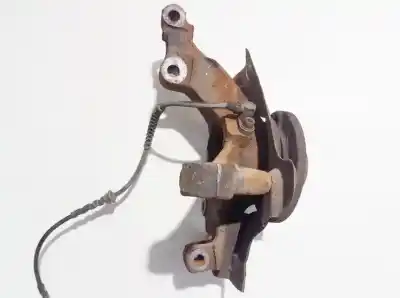 Pezzo di ricambio per auto di seconda mano attacco anteriore destro per opel corsa d (s07) 1.2 lpg (l08 l68) riferimenti oem iam gm55703153  gm55703155