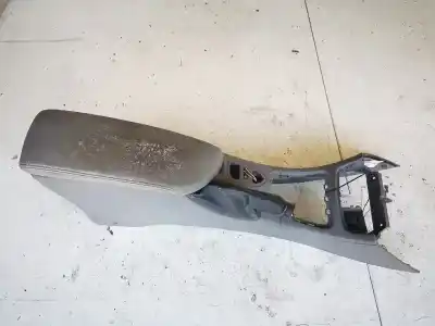 Автозапчасти б/у центральный подлокотник за renault laguna ii (bg0) 1.8 cat ссылки oem iam 8200025899