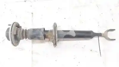 Second-hand car spare part front left shock absorber for audi a4 avant (b5) 1.9 tdi oem iam references 8d0413031ac