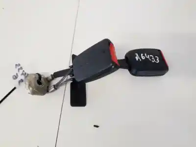 Автозапчасти б/у левый задний крюк ремня за audi a4 avant (b5) 1.9 tdi ссылки oem iam 8d0857739