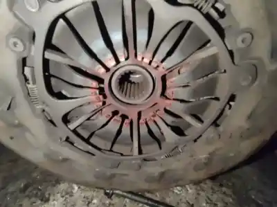 Pezzo di ricambio per auto di seconda mano kit frizione per fiat idea (135) 1.9 multijet active plus riferimenti oem iam   
