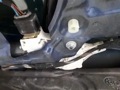 Pièce détachée automobile d'occasion léve glace avant droit pour bmw 3-series, e90 / e91 / e93 2005.02 - 2009.01 320 d 120kw 2005.01 - 2011.12 références oem iam 