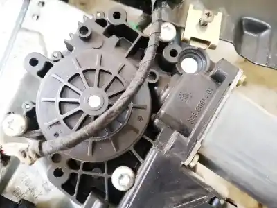 Автозапчасти б/у мотор стекла переднего правого за audi a4 avant (b5) 1.8 ссылки oem iam 8d0959802  114182-301