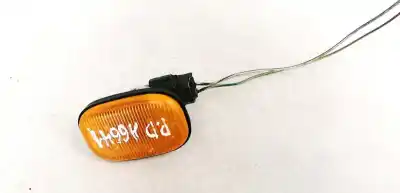 Peça sobressalente para automóvel em segunda mão farolim do lado direito por toyota avensis wagon (t25) 2.0 d-4d executive referências oem iam 