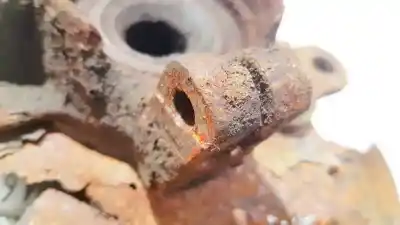 Second-hand car spare part front right knuckle for audi 80 (811/813) 1.8 oem iam references   