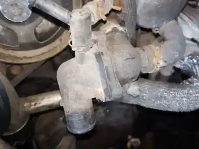 Second-hand car spare part thermostat for ford mondeo iii (b5y) 2.0 16v tddi / tdci oem iam references 