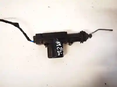 Peça sobressalente para automóvel em segunda mão motor de fechadura central mala por hyundai getz (tb) 1.3 básico referências oem iam 932037992