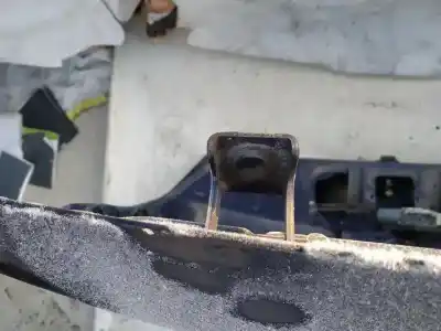 Tweedehands auto-onderdeel kofferbak / deur schokdempers voor dacia sandero 1.6 cat oem iam-referenties   