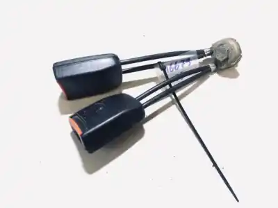 Pezzo di ricambio per auto di seconda mano gancio cintura posteriore centrale per audi 80 (811/813) 1.8 riferimenti oem iam 893857739