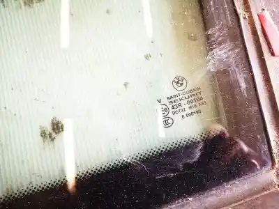 Peça sobressalente para automóvel em segunda mão vidro custódia triangular traseiro direito por bmw x3 (e83) 2.0d referências oem iam   