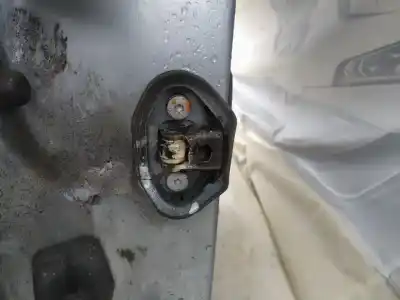 Second-hand car spare part hinge for bmw x3 (e83) 2.0d oem iam references   