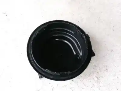 Pezzo di ricambio per auto di seconda mano plastica per audi 80 (811/813) 1.8 riferimenti oem iam 12827600  128276-00