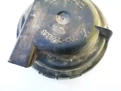 Pezzo di ricambio per auto di seconda mano plastica per audi 80 (811/813) 1.8 riferimenti oem iam 12827600  128276-00