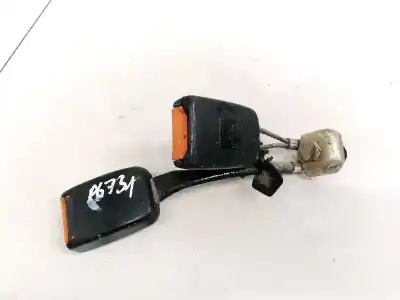 Pièce détachée automobile d'occasion boucle de ceinture de sécurité arriere droit pour audi 80 avant 1.9 tdi références oem iam 8a0857739