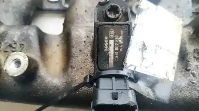 Pezzo di ricambio per auto di seconda mano sensore di pressione per fiat stilo (192) 1.9 jtd / 1.9 jtd 115 active riferimenti oem iam 0281002510
