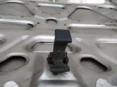 Peça sobressalente para automóvel em segunda mão plásticos por renault laguna (b56) 2.0 anade referências oem iam 