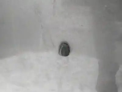 Second-hand car spare part plastics for kia sorento 2.5 crdi ex oem iam references   