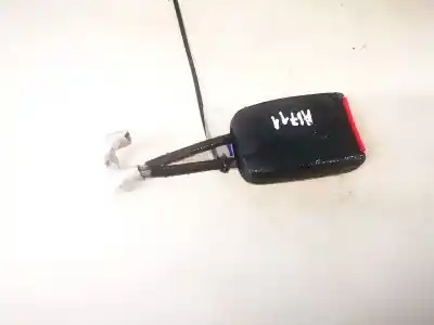 Автозапчасти б/у крюк для ремня задний правый за volkswagen passat variant (3b5) 1.8 ссылки oem iam 3b0857740