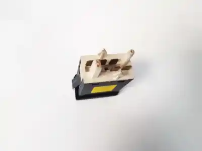 Second-hand car spare part switch for audi a4 avant (b5) 1.9 tdi oem iam references 4d0941535  