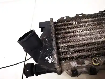 Peça sobressalente para automóvel em segunda mão intercooler por opel vectra b caravan 2.0 dti referências oem iam 52475657  