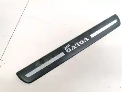 Peça sobressalente para automóvel em segunda mão plásticos por volvo v50 (545) 1.6 d referências oem iam 08622671