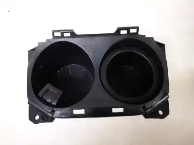 Pezzo di ricambio per auto di seconda mano plastiche per toyota rav 4 (a3) 2.2 turbodiesel cat riferimenti oem iam 556254220