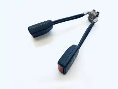 Pezzo di ricambio per auto di seconda mano gancio cintura posteriore destro per volkswagen passat variant (3a5) 1.9 tdi riferimenti oem iam 357857739