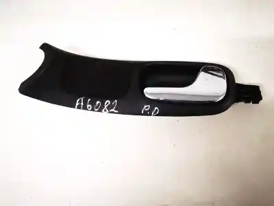 Автозапчастина б/у усередині передня права ручка для audi a4 avant (b5) 1.9 tdi посилання на oem iam 8d0837020